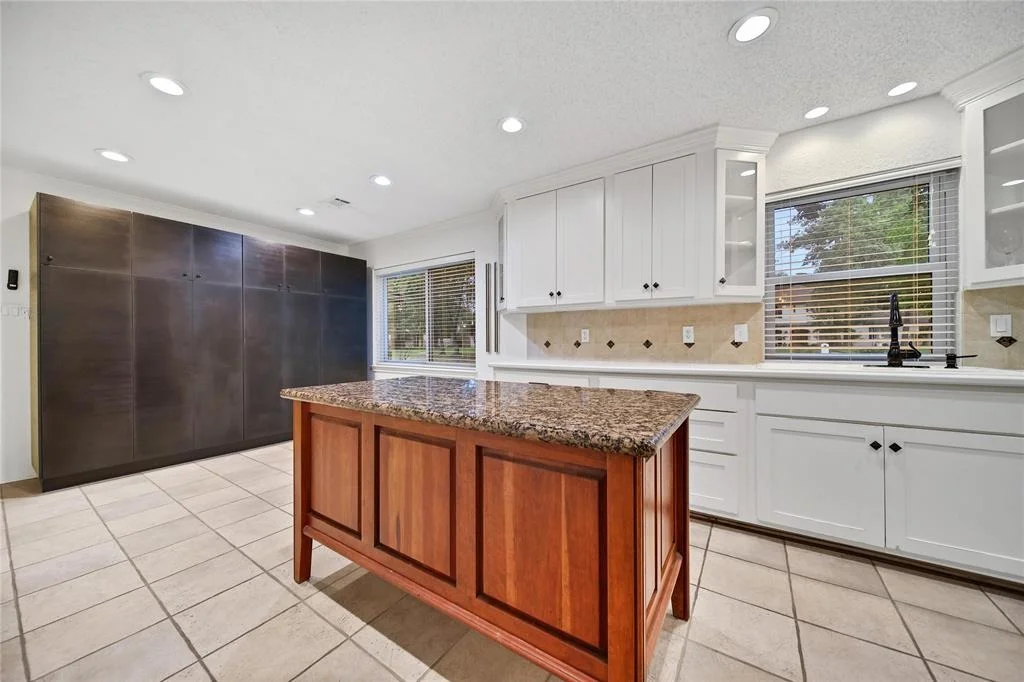 Photo of 19431 Joanleigh Drive