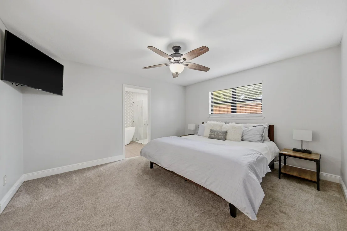 Photo of 2110 Oceanview Drive