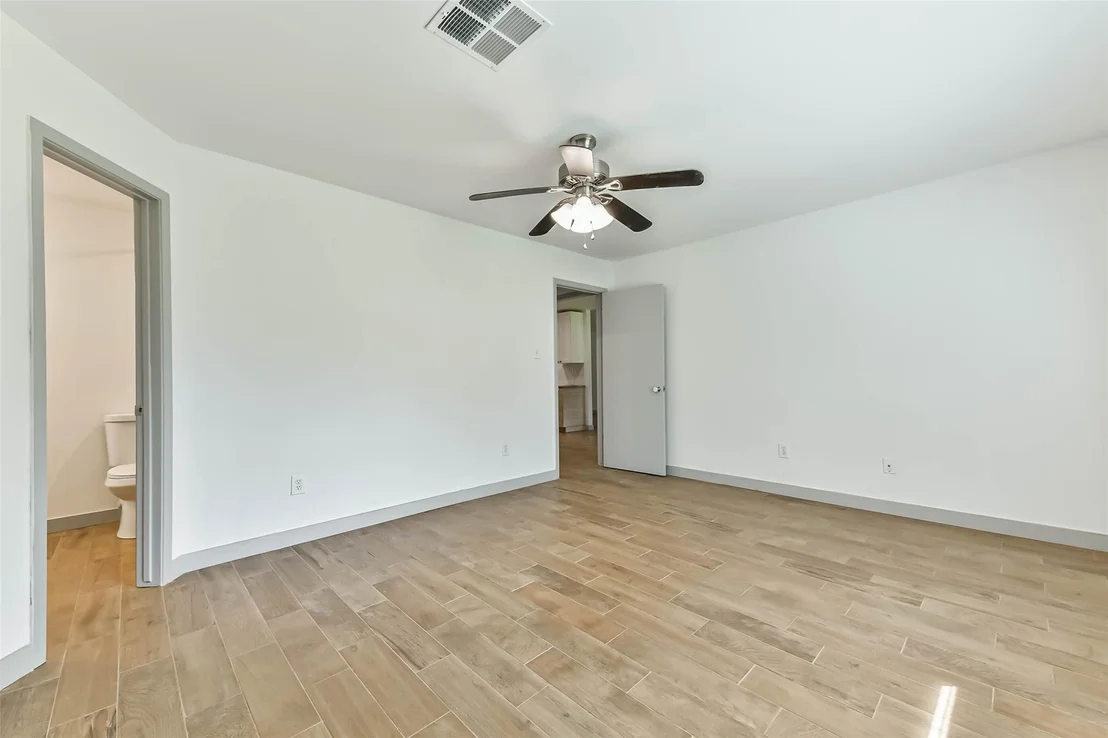 Photo of 3410 Crestmeadow Drive