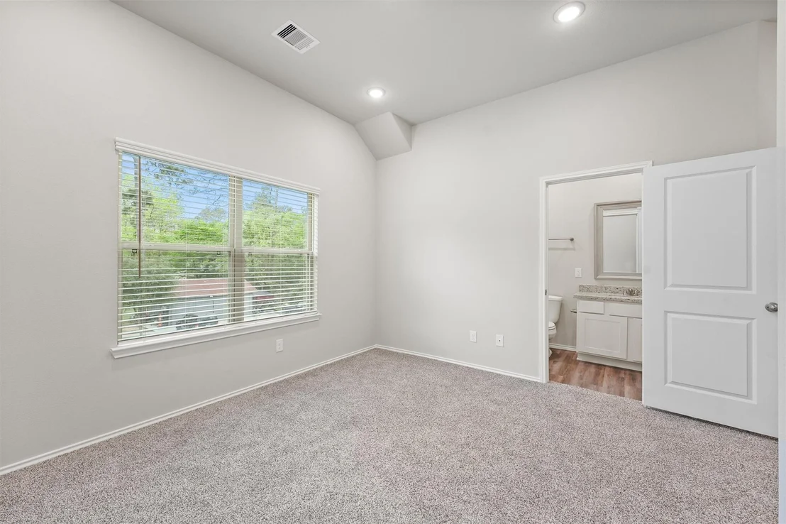 Photo of 705 Little River Drive
