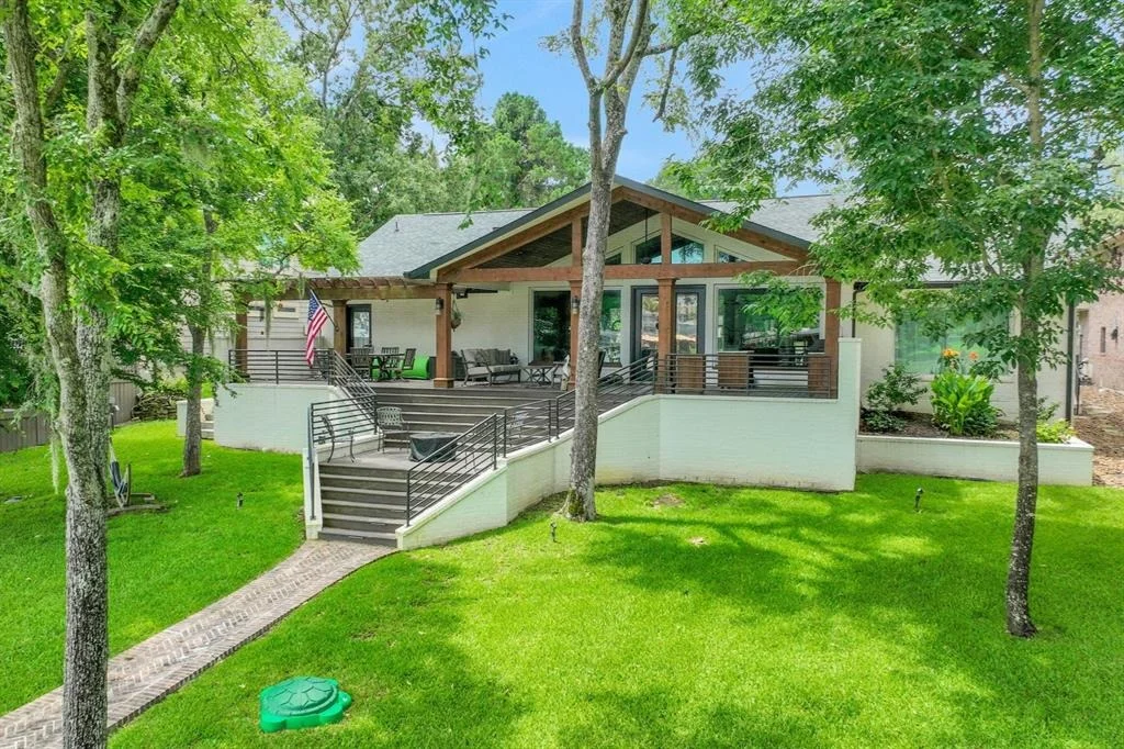 Photo of 61 Harbour Point Circle