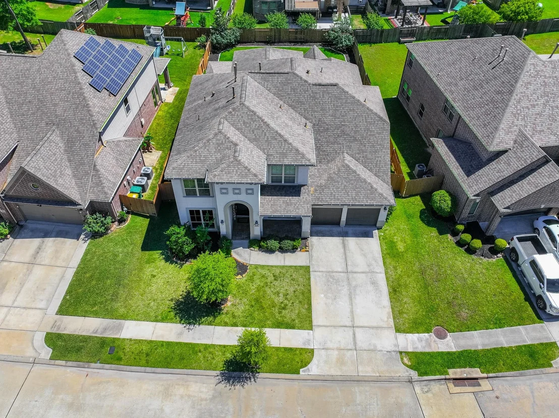 Photo of 27918 Madison Bend Drive