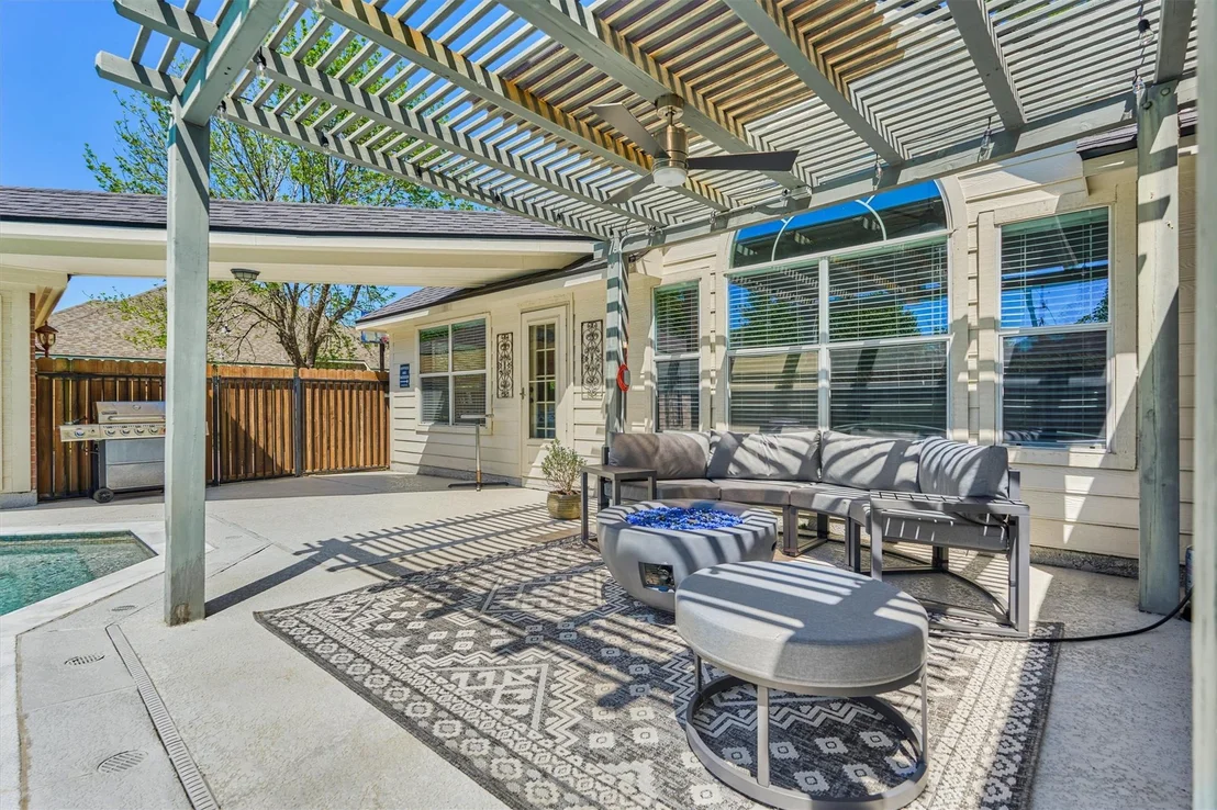 Photo of 7411 Nicholforest Lane
