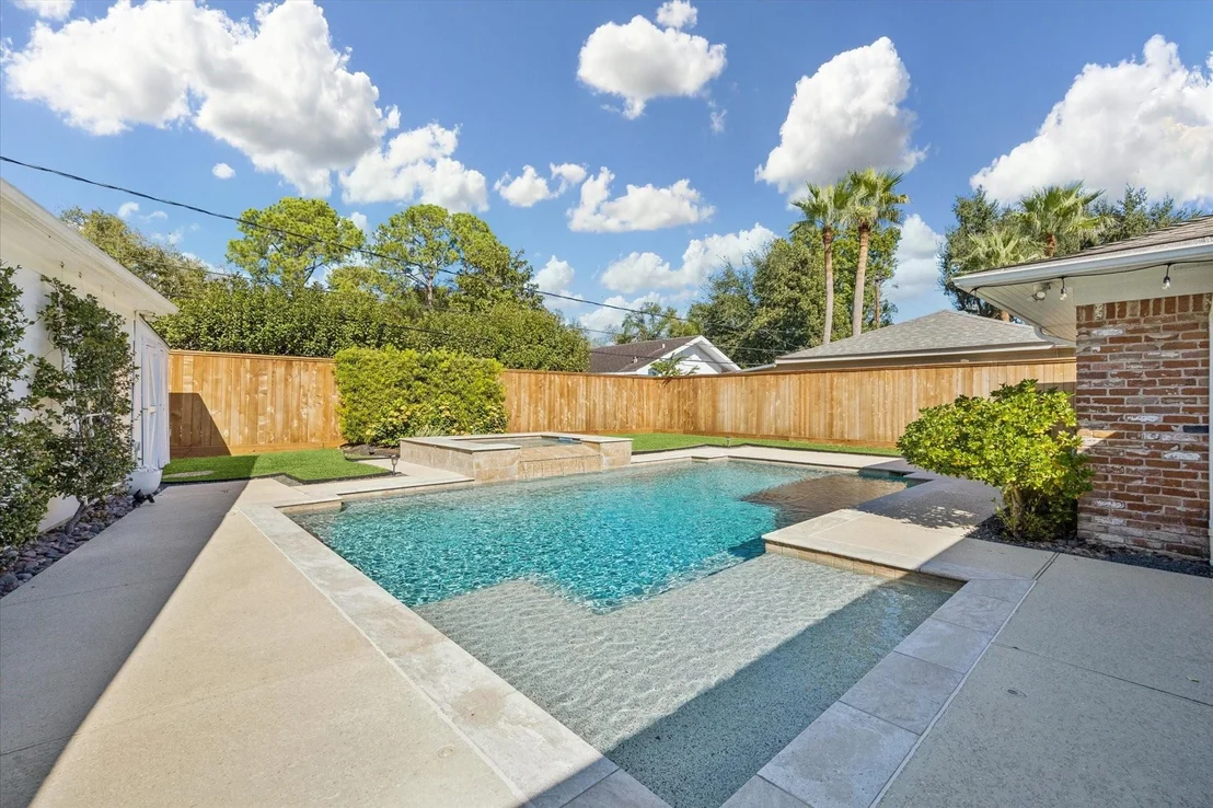 Photo of 7902 Windswept Lane
