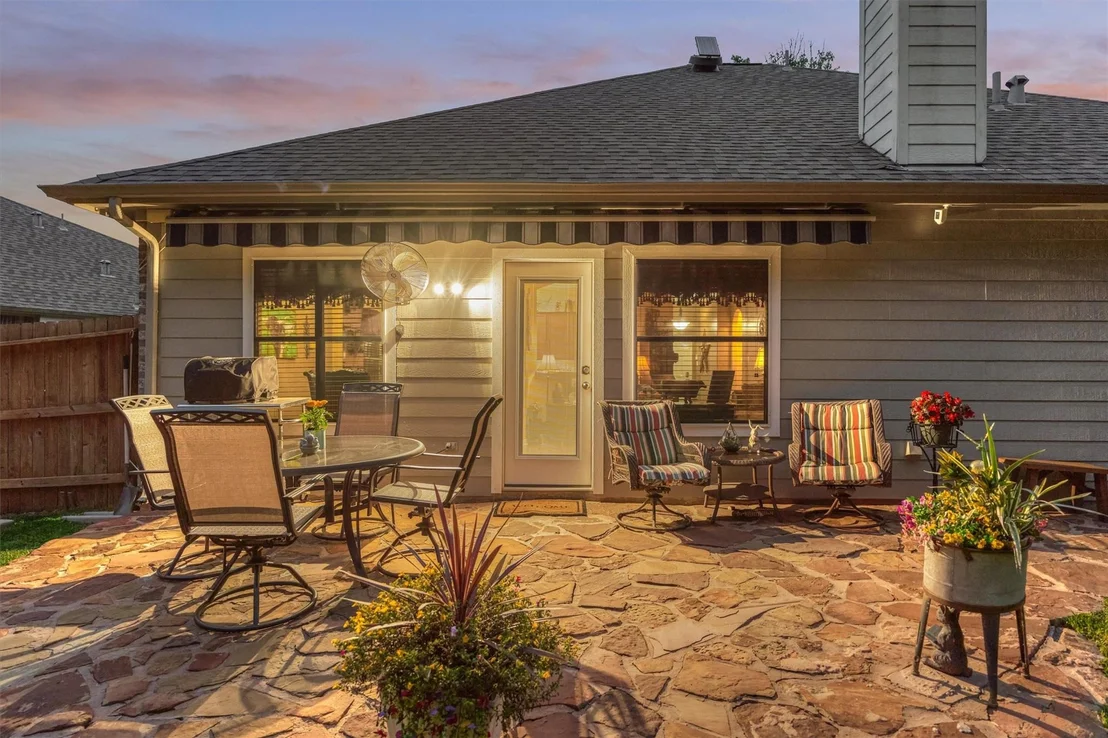 Photo of 2203 Nicholas Crossing
