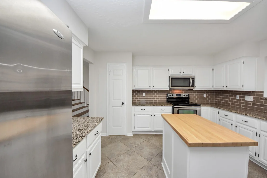 Photo of 903 Heathgate Drive