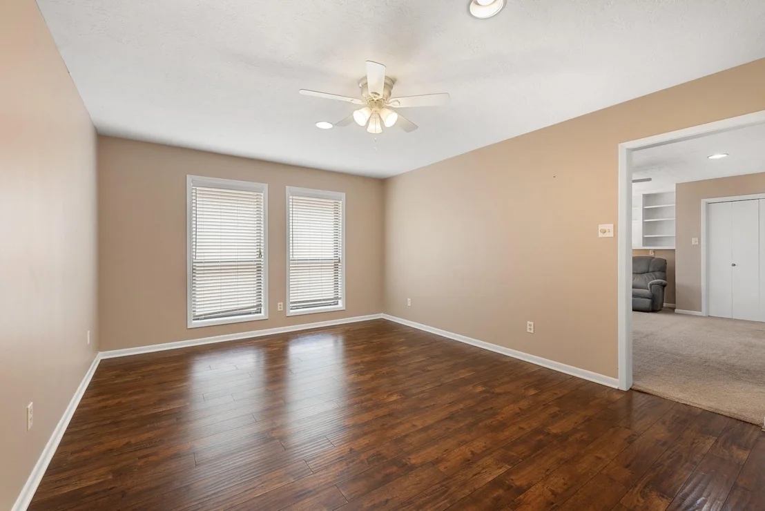Photo of 2900 Broadmoor Drive
