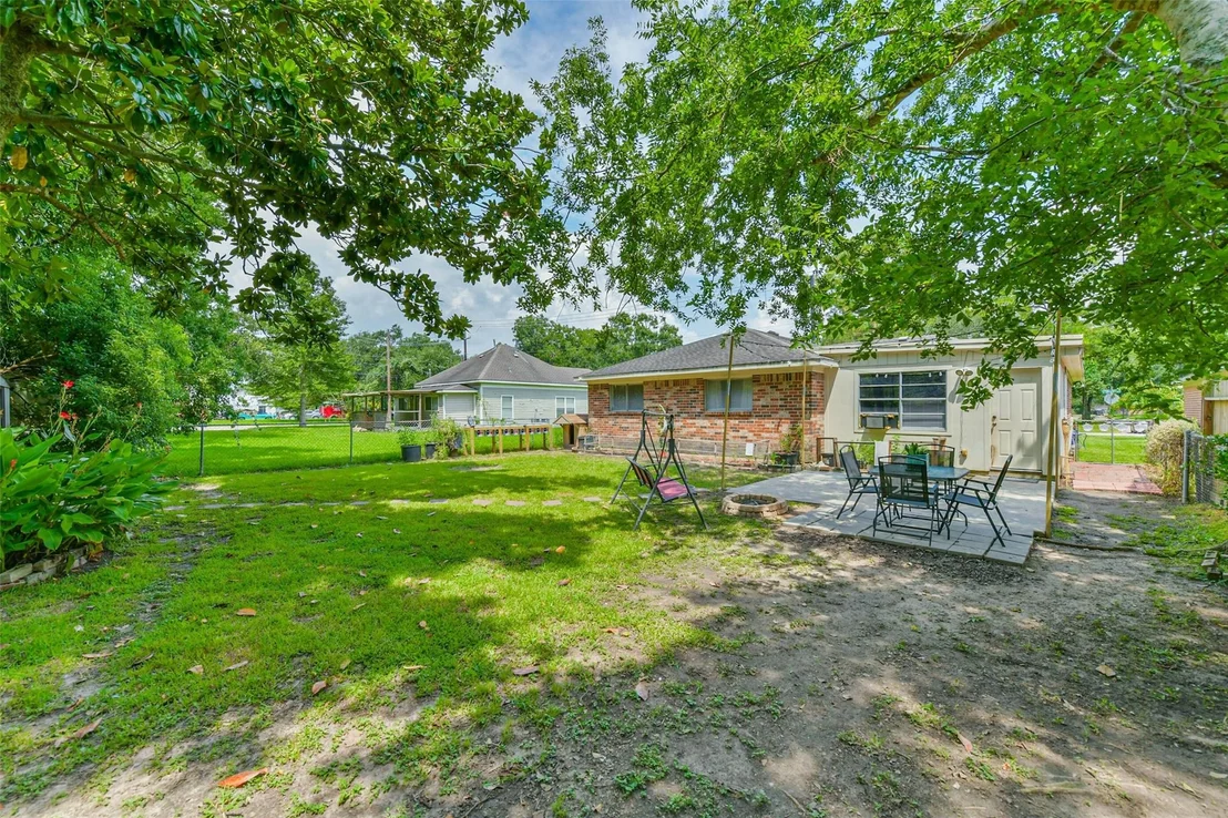Photo of 115 N Shirley Street