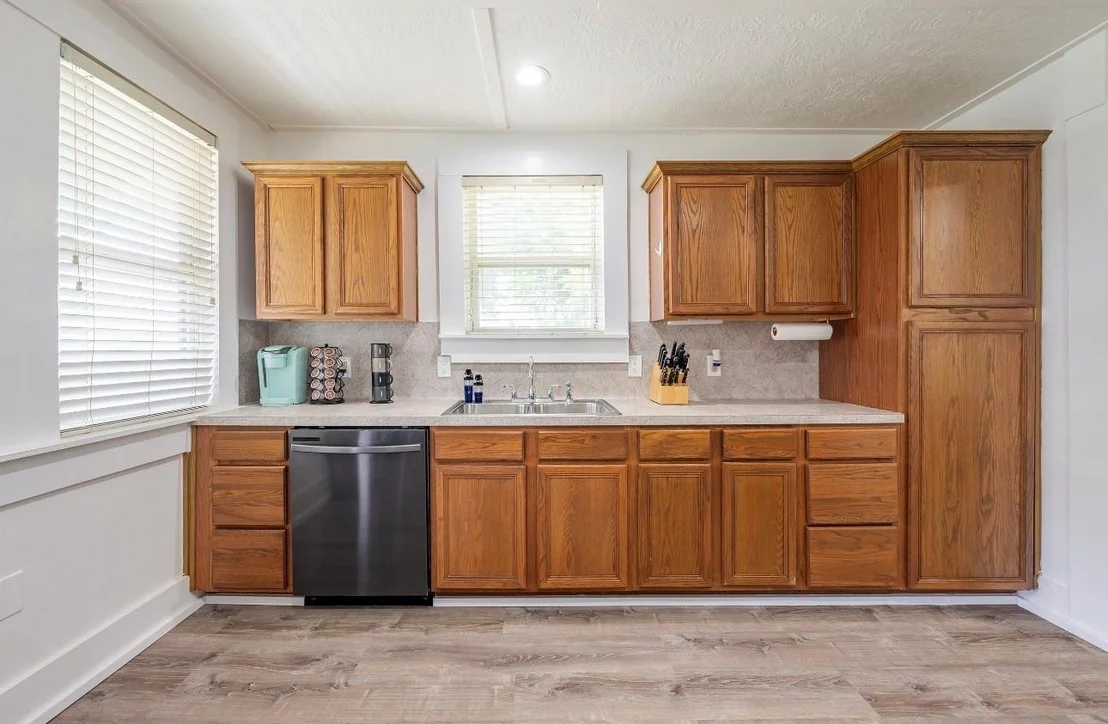Photo of 102 4th Street