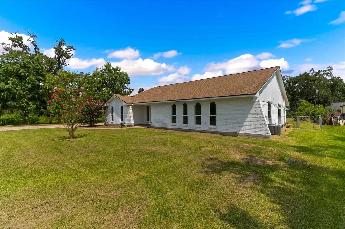 Photo of 1430 North Rd