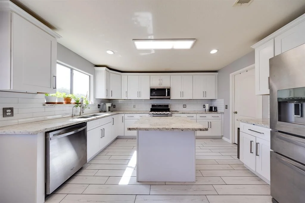 Photo of 8106 Sweetstone Bluff Lane