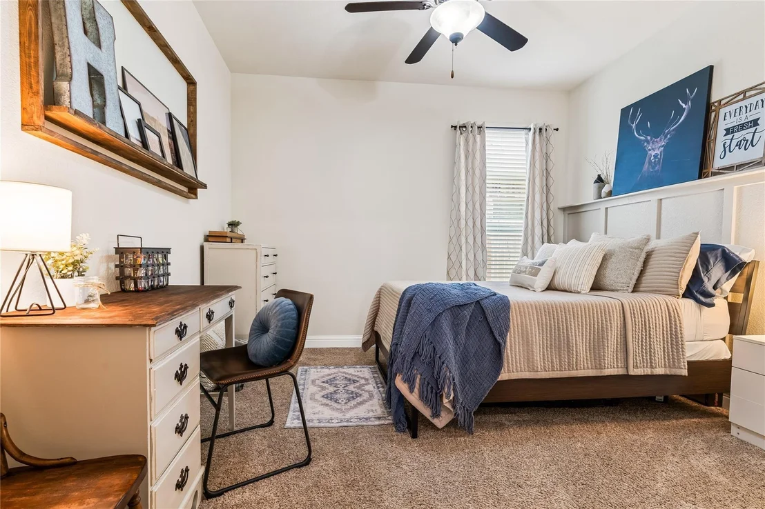 Photo of 2031 Hampton Breeze Lane