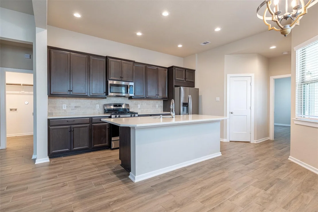 Photo of 222 Crest Edge Street