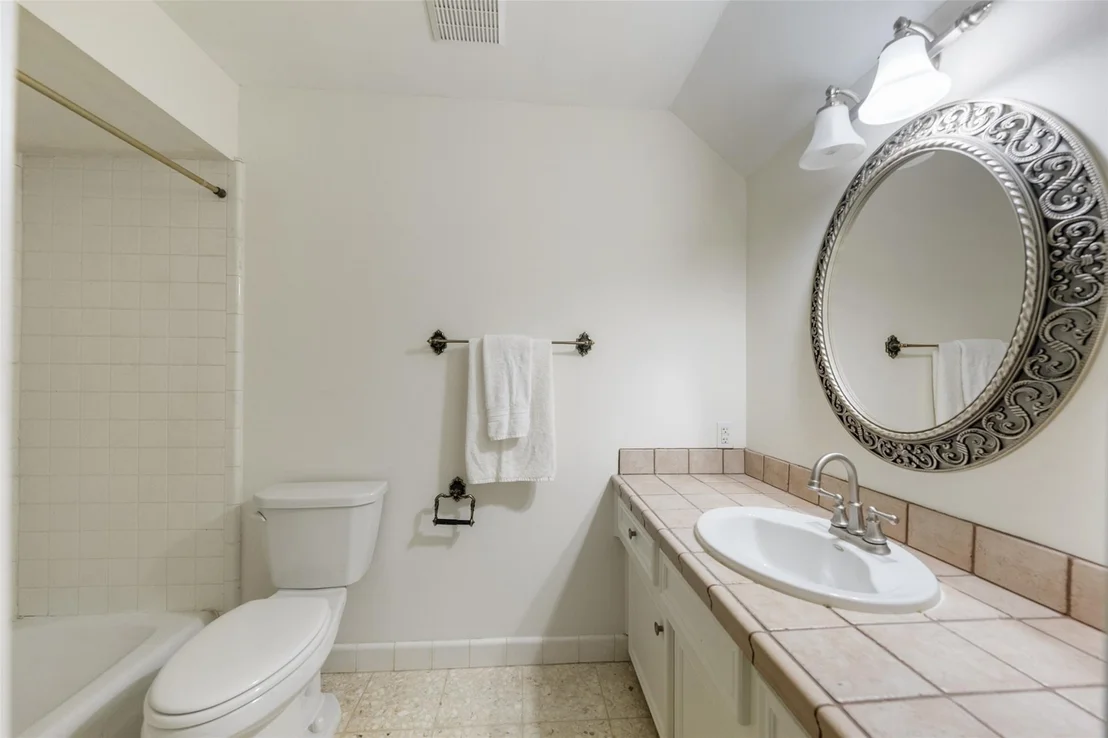 Photo of 6315 Hickorycrest Drive