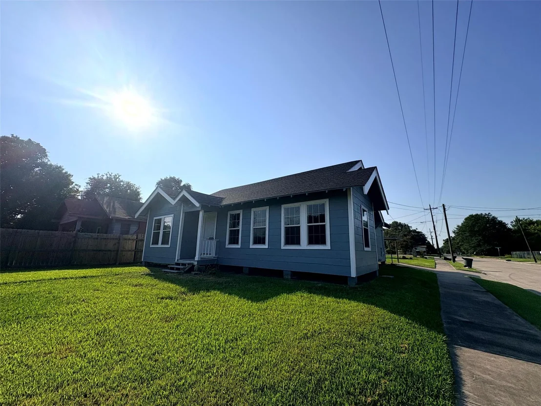 Photo of 795 Alma Street