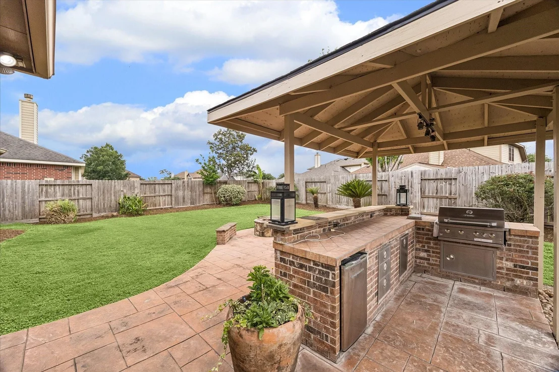 Photo of 8107 Whisper Point Drive