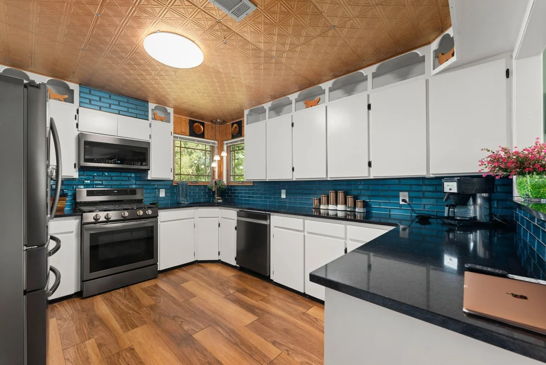 Photo of 301 Beverly Lane