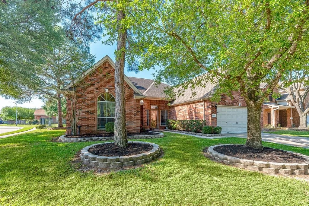 Photo of 17003 Nautical Pointe Lane