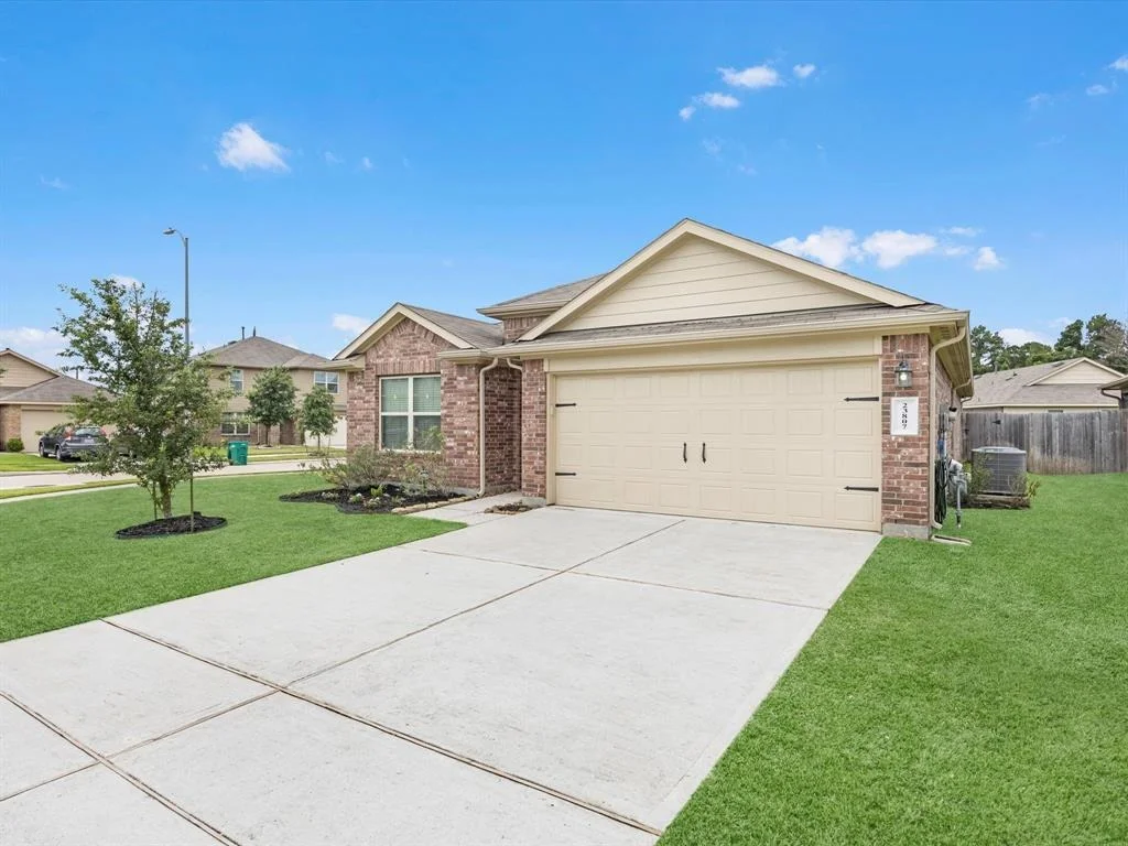 Photo of 23807 Bluewood Trace