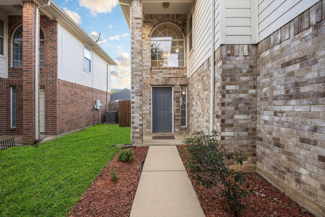 Photo of 6726 Windy River Lane