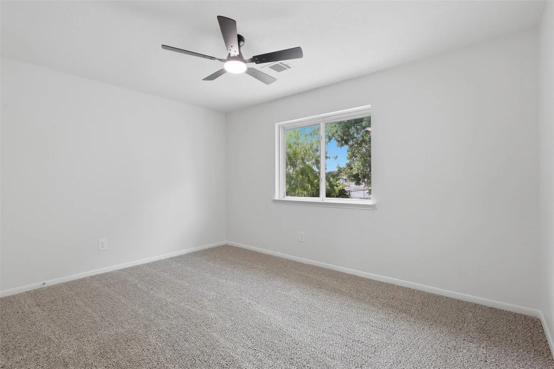 Photo of 4823 Meadowglen Drive