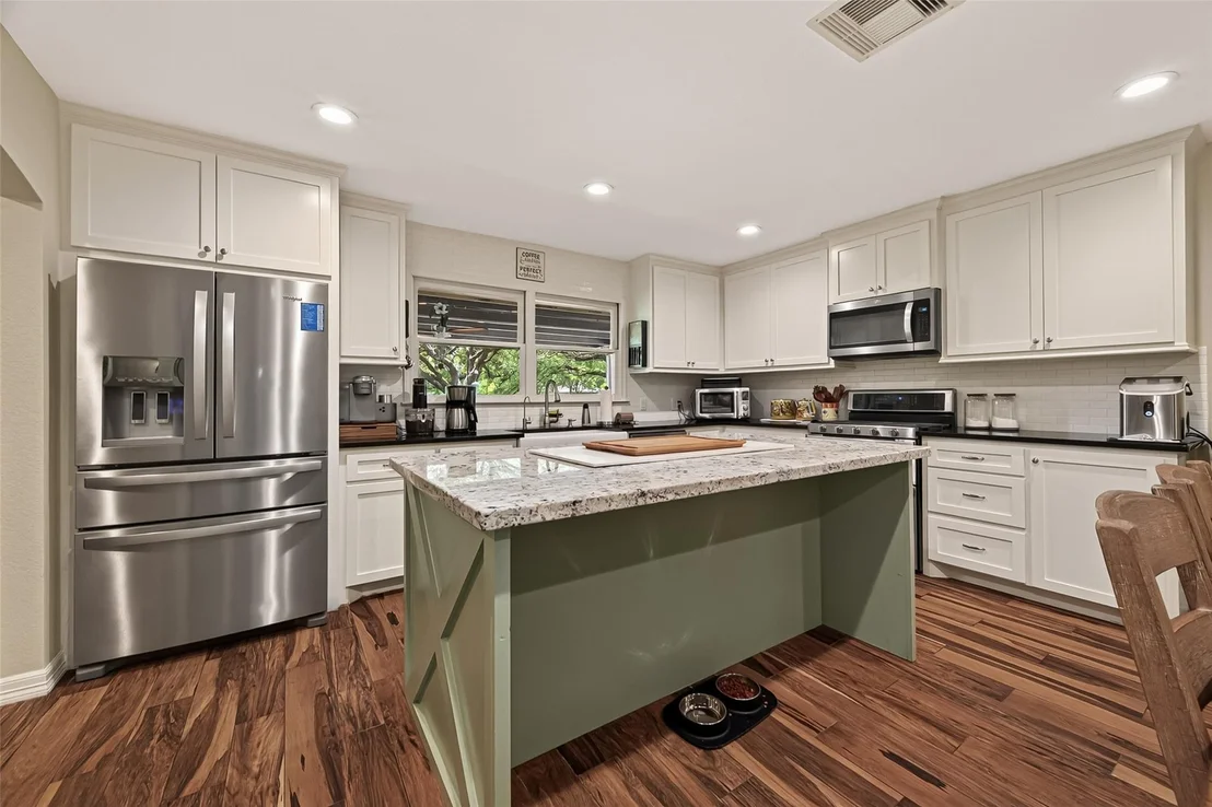 Photo of 5606 Highland Road