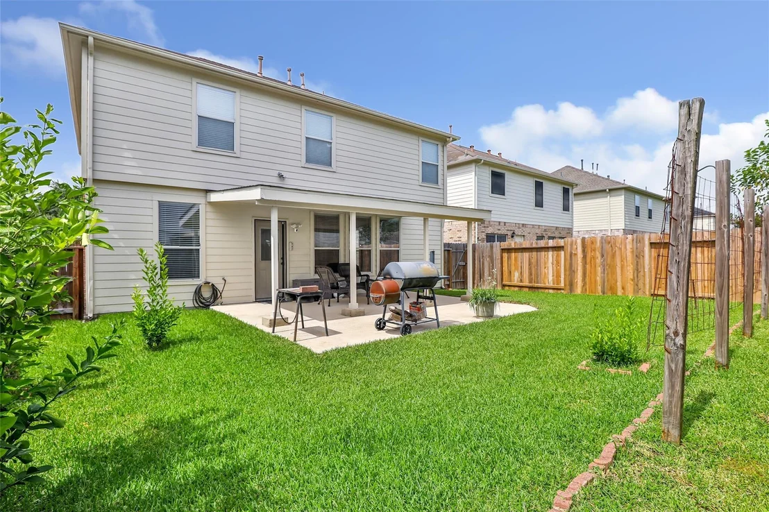 Photo of 12122 Landsdown Ridge Way