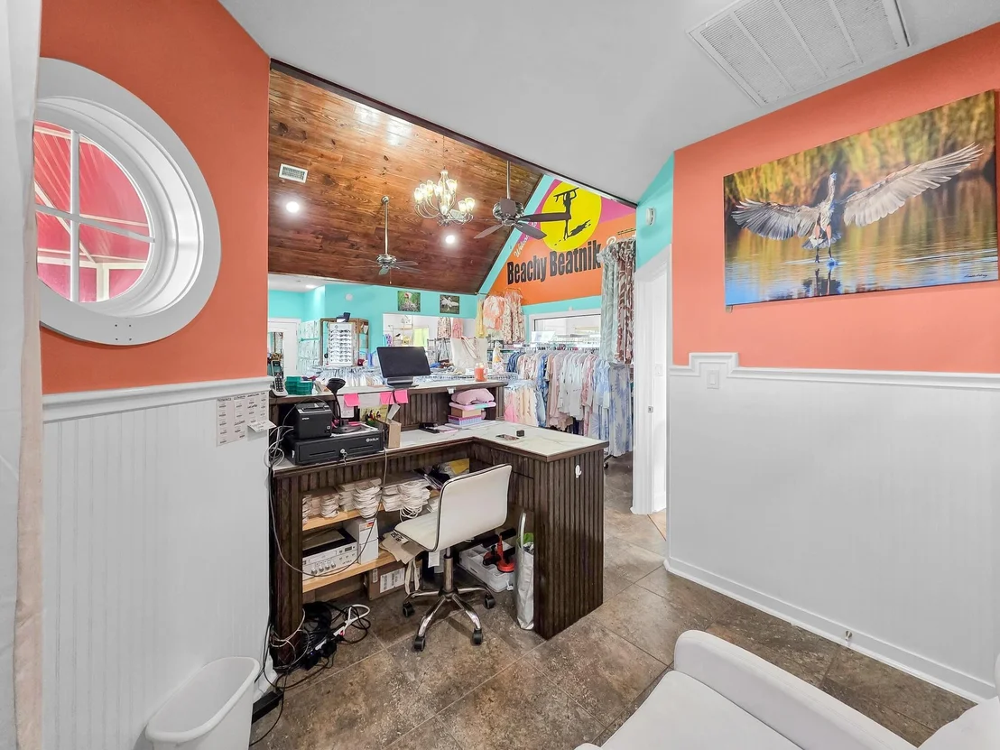Photo of 970 Surfside Drive