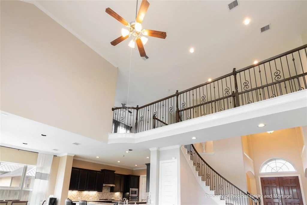 Photo of 6019 Green Meadows Lane