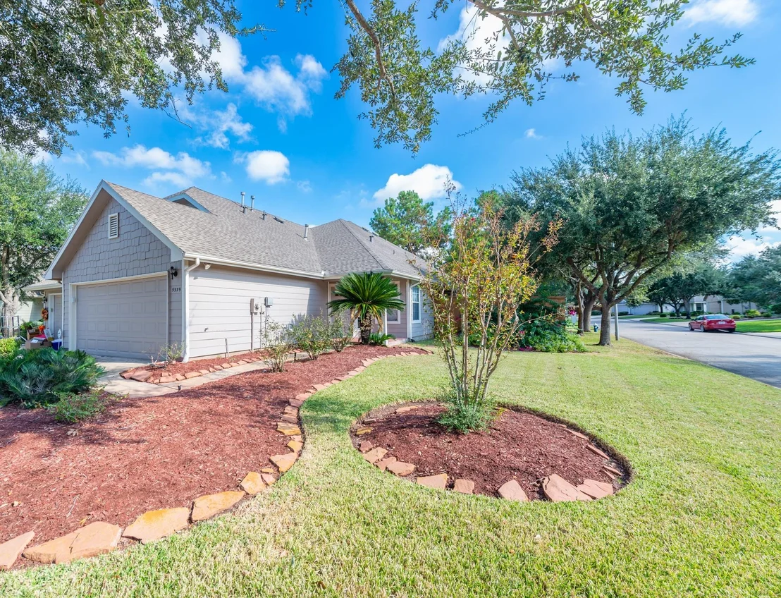 Photo of 5339 Garnetfield Lane