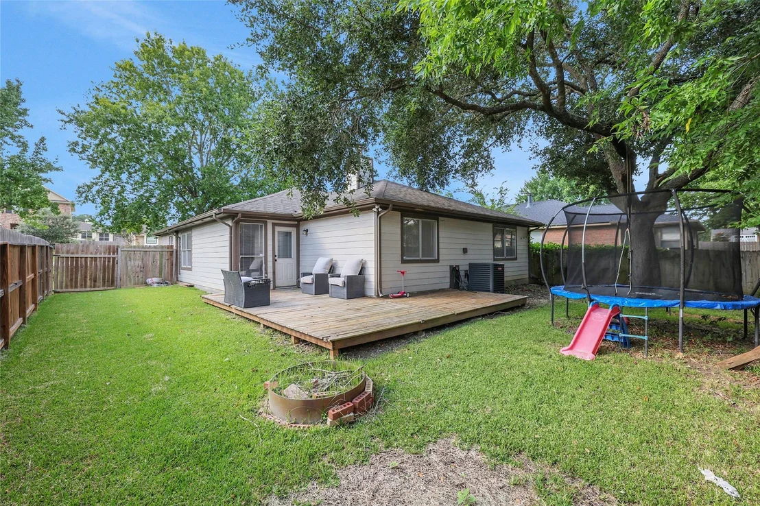 Photo of 219 Cape Conroe Drive