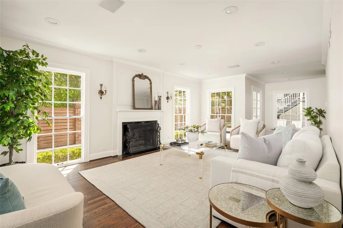 Photo of 3105 Locke Lane