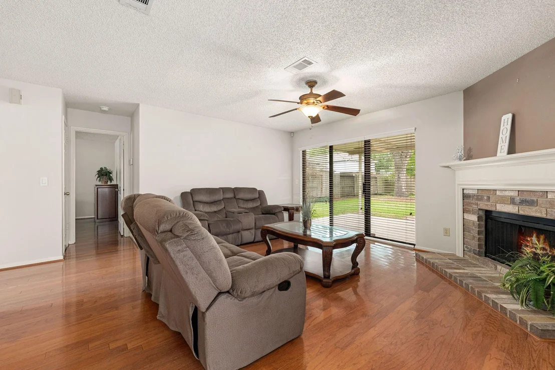 Photo of 23010 Lanham Drive