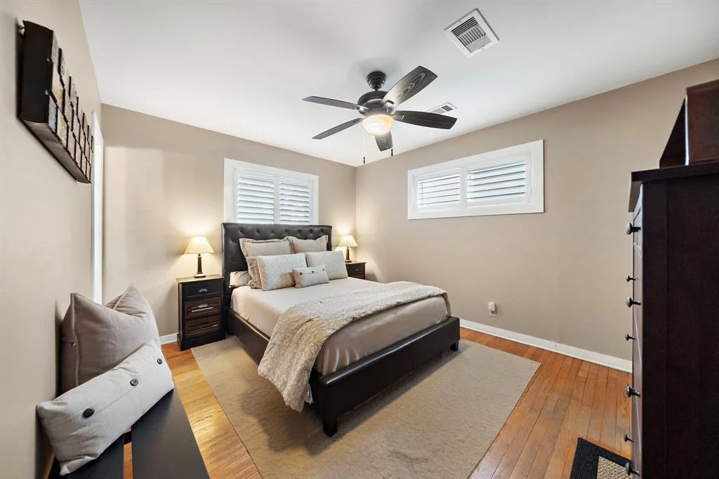 Photo of 5319 Saxon Drive