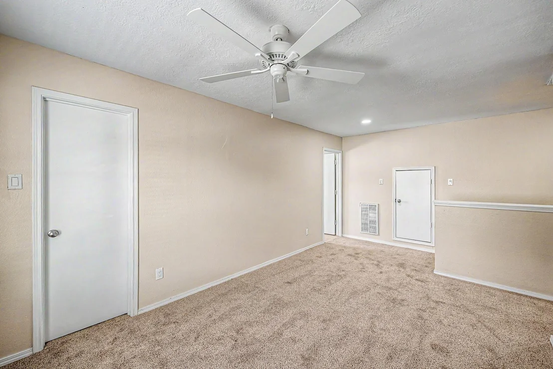 Photo of 6375 Crossway Drive