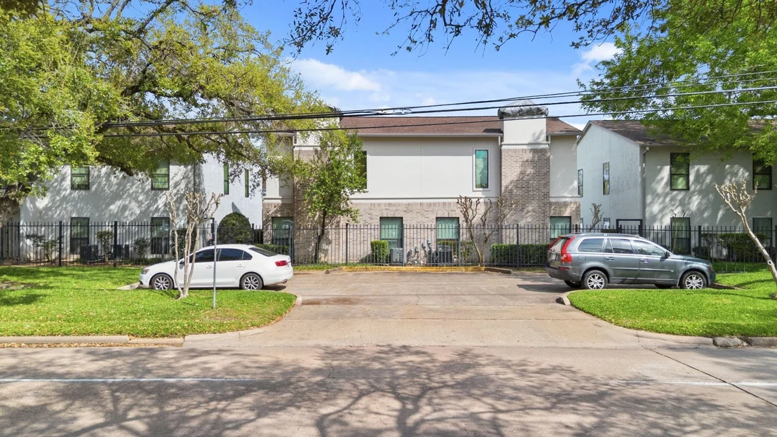 Photo of Unit 23 at 2425 Augusta Drive