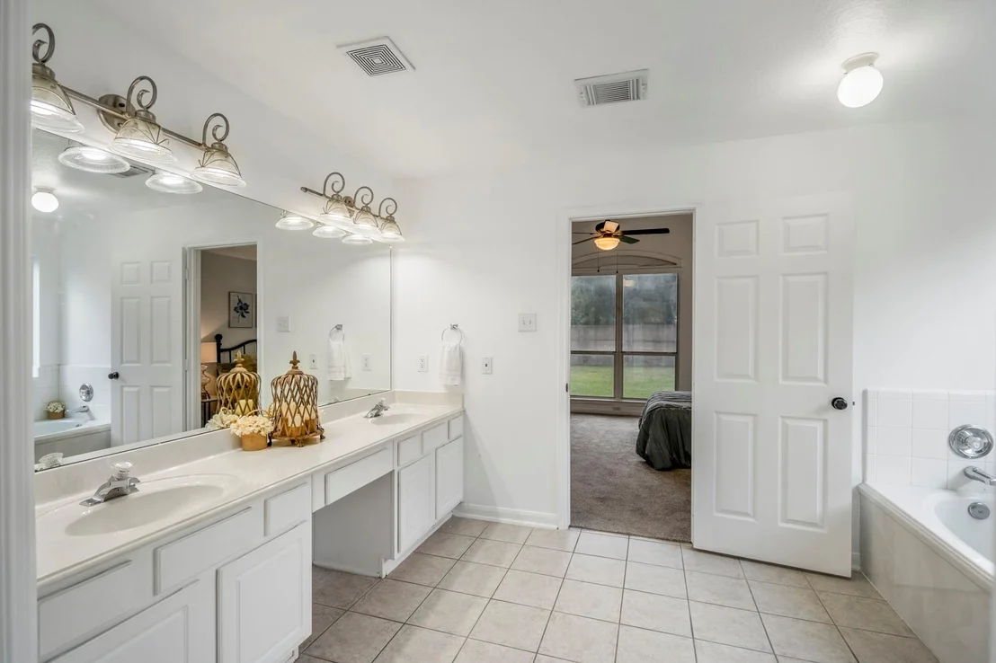 Photo of 6515 Pinebrook Bridge Lane