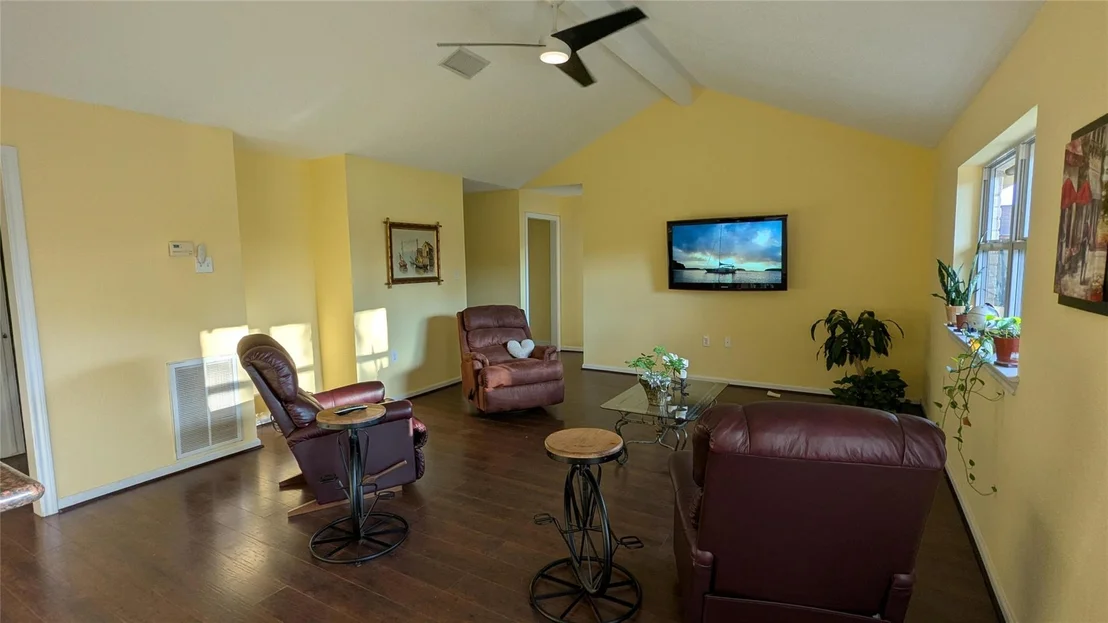 Photo of 4413 N Heron Drive
