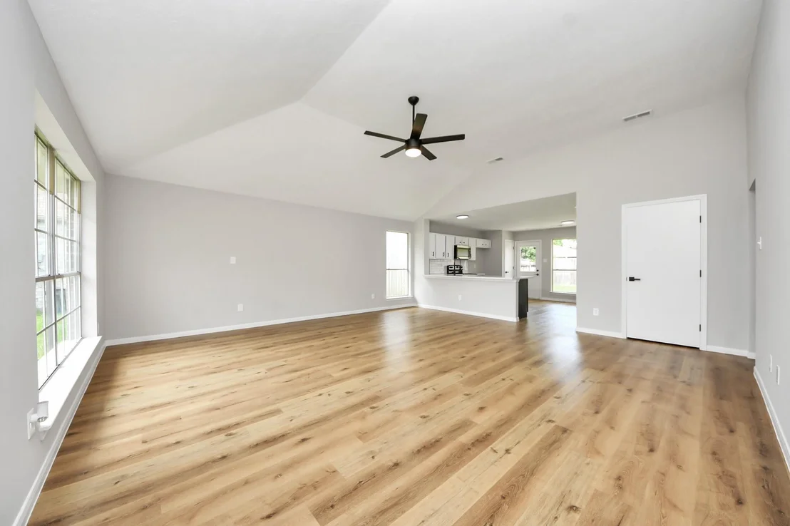Photo of 15307 Streatham Circle