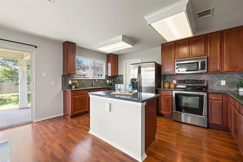 Photo of 517 Castebar Drive