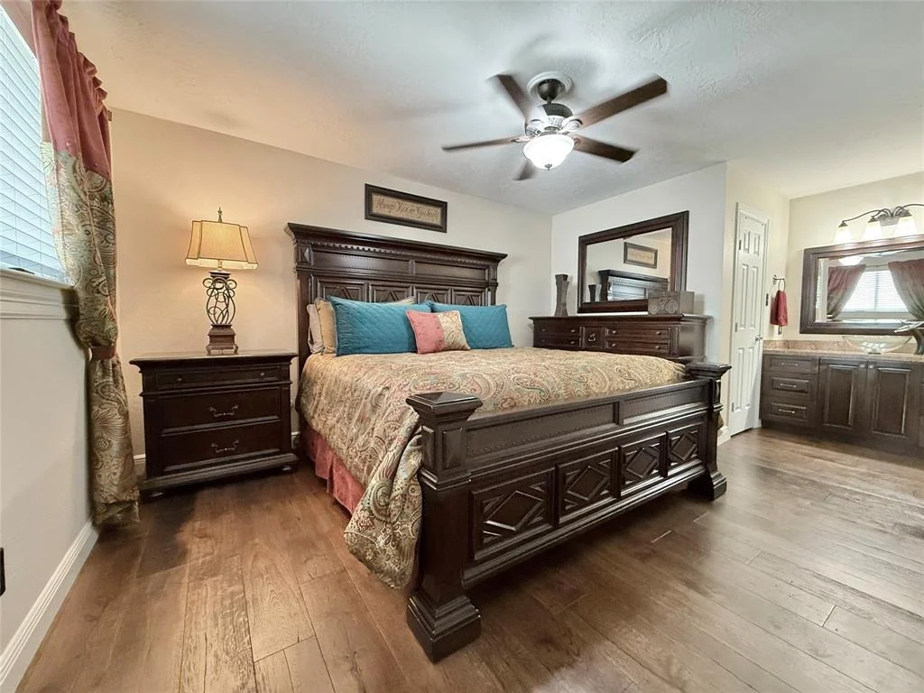 Photo of 5719 Walnutgate Drive