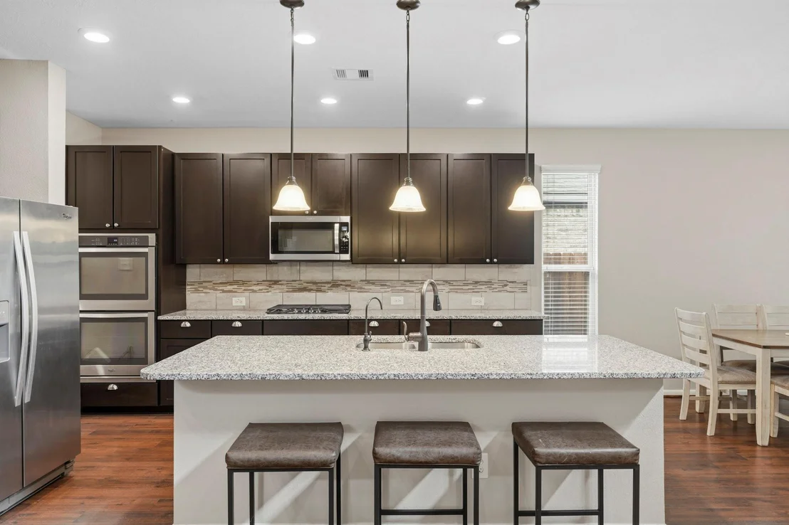 Photo of 6014 Rivergrove Bend Drive