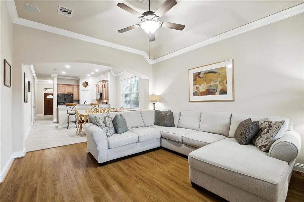 Photo of 10 Hinterwood Way