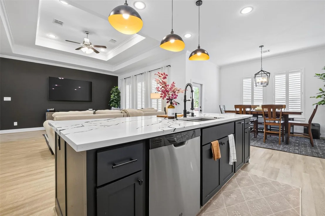 Photo of 10372 Fairview Drive