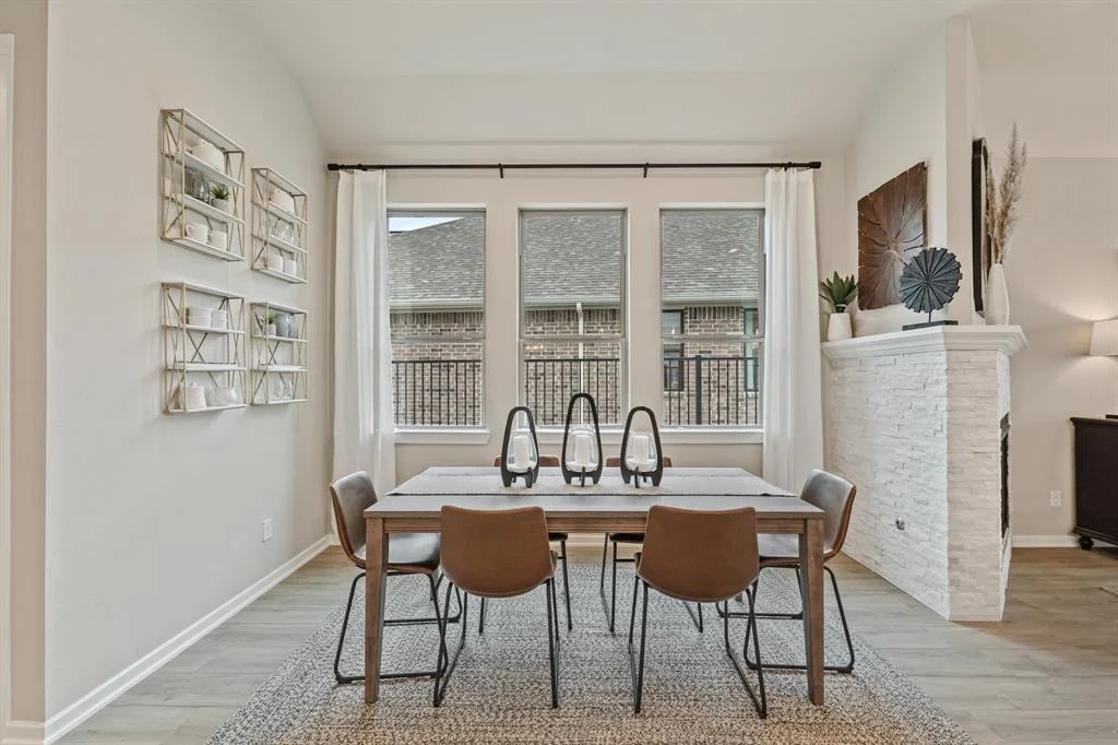 Photo of 4739 Vaughan Way