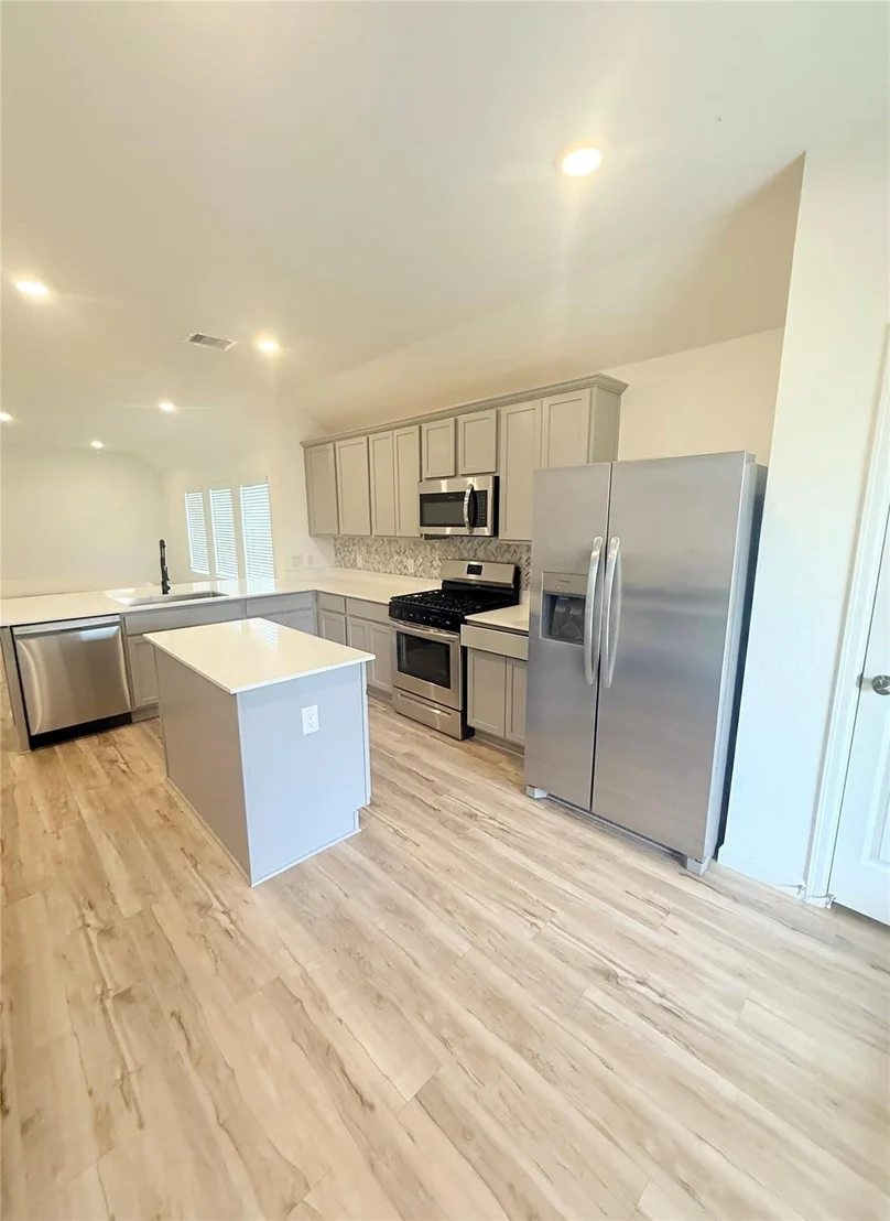Photo of 4227 Sterling View Boulevard