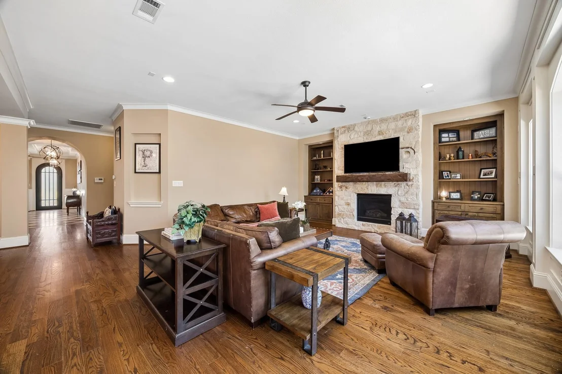 Photo of 1360 Chippendale Road