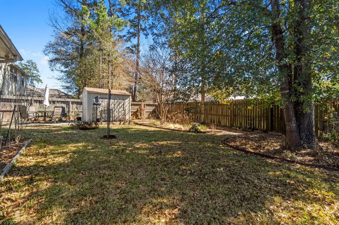 Photo of 984 Arbor Glen