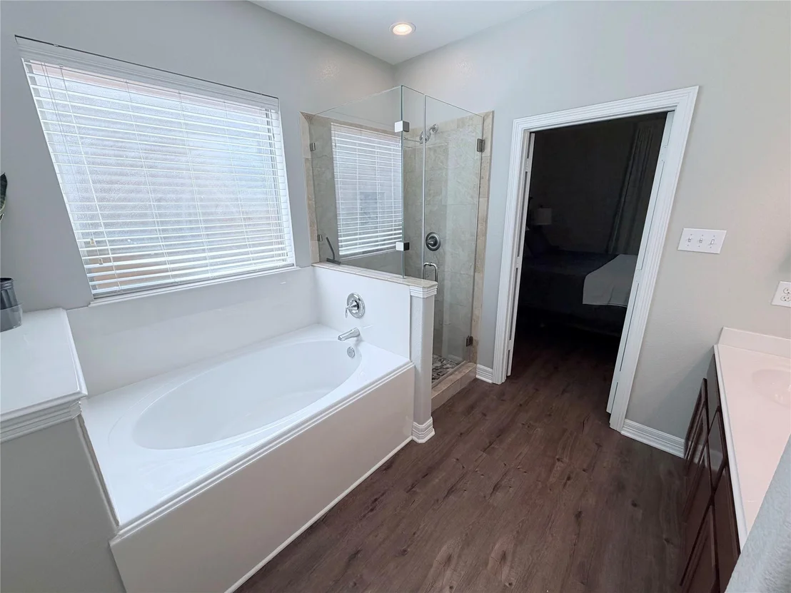 Photo of 1721 Round Oak Lane