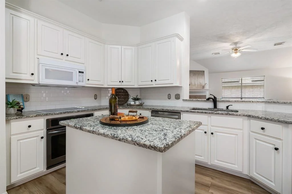 Photo of 10479 Torrey Pines Drive